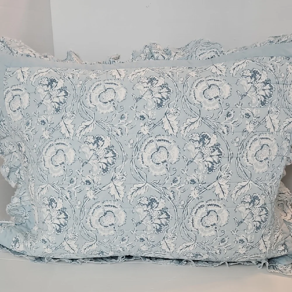 Rachel Zoe Floral Blues White Quilted Shabby Chic Twin Coverlet Pillow Sham Set